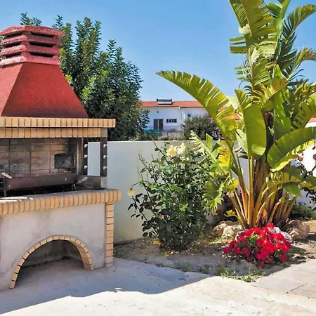 Melody Latchi Villa *