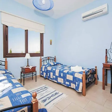 Melody Latchi Villa Neo Chorio